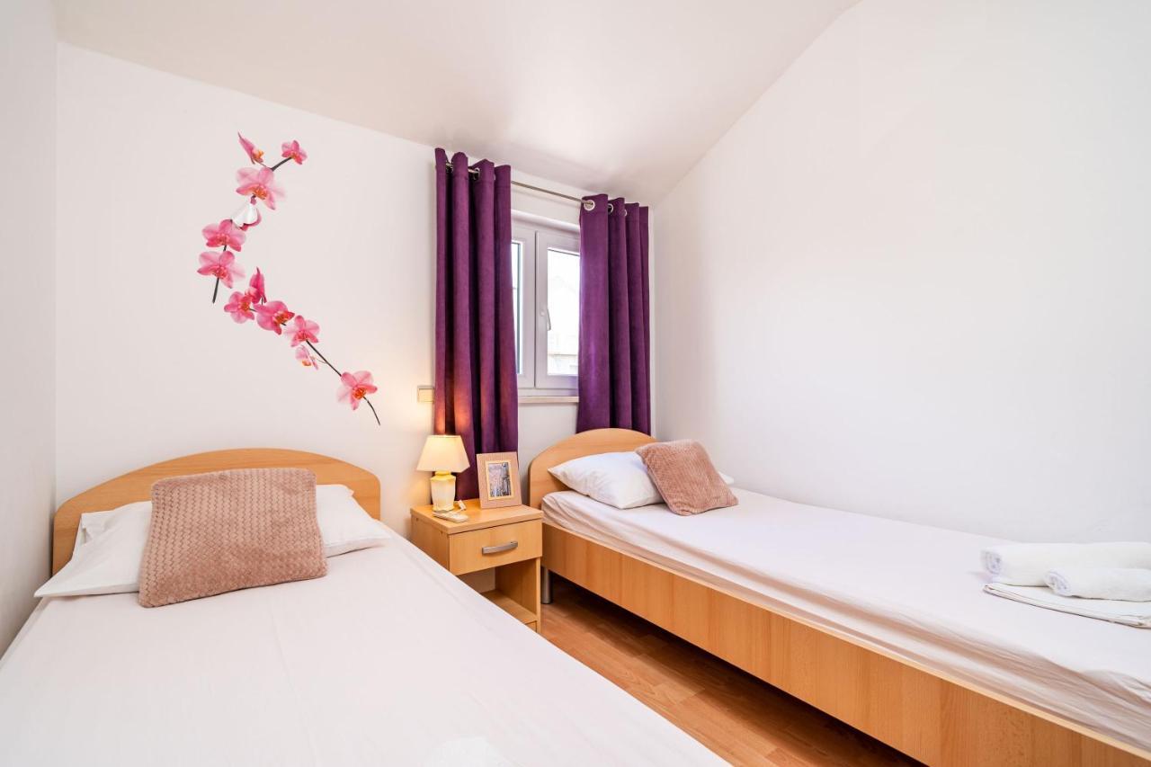 Burum Accommodation B&B-Apartment With Beautiful View Ragusa Esterno foto